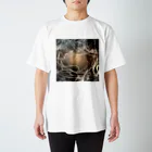 MEG♀の2.28ライブペイント Regular Fit T-Shirt