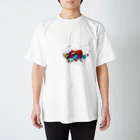 majoccoの愛は思い出 Regular Fit T-Shirt