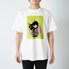 阿月紫音の花束を持つ少女 スタンダードTシャツ