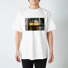 ｶﾈｺ ﾃﾞｽﾄﾛｲ ﾏﾅﾐのチョンボ Regular Fit T-Shirt