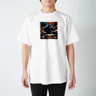 ゴリラをもっと身近に、もっとスタイリッシュに。の野生のリズムが、魂を揺さぶる。 Regular Fit T-Shirt