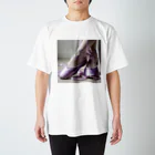 Lavender Wishのすみれ色のバレリーナ Regular Fit T-Shirt