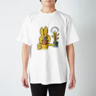 たぬきゅんショップのラビやんと缶 Regular Fit T-Shirt