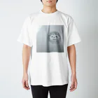 harinoの悲しんでいるハリネズミ Regular Fit T-Shirt