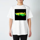 ねむいさかなのお店のドット　アロワナ(黄色) Regular Fit T-Shirt