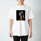 Art Baseのフェルメール / 真珠の耳飾りの少女(The Girl with a Pearl Earring 1665) スタンダードTシャツ