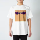 アオムラサキの色彩の羽根 002 Regular Fit T-Shirt