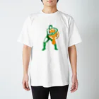LUCHAのヘッドロックみかん搾り Regular Fit T-Shirt