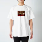 ウララ園長のラブホテル Regular Fit T-Shirt