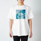 yuika hisaiの雲とネオン Regular Fit T-Shirt