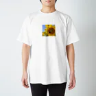 kaw800のヒマワリとクマバチ Regular Fit T-Shirt