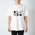 ヒヨッコ堂のねこ会議 Regular Fit T-Shirt