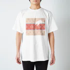 【松】黒金アートこぎん和紙和柄のオレンジ散歩ネコ Regular Fit T-Shirt