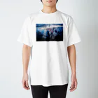 かえでの早春の海の思い出 Regular Fit T-Shirt