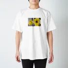 けんけんのひまわり Regular Fit T-Shirt