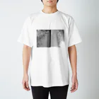 海野はなの春の愛しい Regular Fit T-Shirt