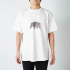 bear loves salmonの木彫りの熊 Regular Fit T-Shirt