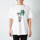 タドリの運ばれうさぎ Regular Fit T-Shirt