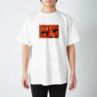 あここのお店のチューリップだね Regular Fit T-Shirt