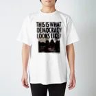 小野寺宏友の色生地用 WHAT'S DEMOCRACY? モノクロ スタンダードTシャツ