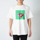 桜子のオンラインショップのかわいい君は アレをこんなかわいい箱に入れちゃうのです Regular Fit T-Shirt