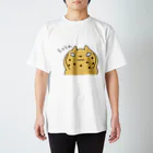 MadameCapitalのびんかんはだねこ　しっしん Regular Fit T-Shirt