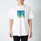 ・buncho days・ 文鳥デイズの北欧の空を飛ぶ文鳥 スタンダードTシャツ