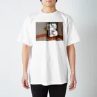 OKASHI NA IKIMONOのトイレットペーパーくん's Regular Fit T-Shirt
