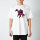 恐竜と猫のスピノサウルス Regular Fit T-Shirt