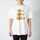 らぴの堂のゴロゴロとらねこ親子 Regular Fit T-Shirt