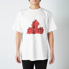 nemonemonemoのBABY & CATS IN RED (SITTING) Regular Fit T-Shirt