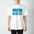 パーマとヒツジの蒼と雲 Regular Fit T-Shirt