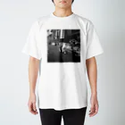 捨身部／Syasinbuのねこ師匠（モノクロ） Regular Fit T-Shirt