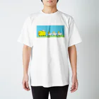 Hello Happy Catのシュポポぴぴぴタクシー Regular Fit T-Shirt