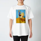 木澤洋一　絵のグッズの箱に押し込められている人を応援する人 Regular Fit T-Shirt