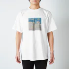 今日も一日ゆるリスト。(もね)の君だけの空の街 Regular Fit T-Shirt