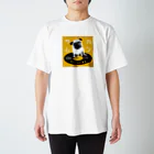 ハンサムレコーズ（湘南レコーズ）のハンサムレコードロゴ（黄色） Regular Fit T-Shirt