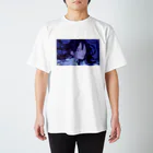 紺野真弓のDistance 2 Regular Fit T-Shirt