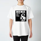 too muchの人間用の四角なHIKE スタンダードTシャツ