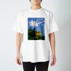 hiroki-naraの菊芋と空と雲　DATA_P_134　sky　cloud スタンダードTシャツ
