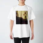 public domainの真珠のネックレスをもつ少女 / ヨハネス・フェルメール Regular Fit T-Shirt