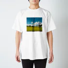牛乳の風景T Regular Fit T-Shirt