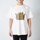 かわいいもののおみせ　いそぎんちゃくの表裏印刷　仲良し猫　キジトラ&サビ Regular Fit T-Shirt