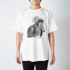 萩岩睦美のグッズショップのハシビロコウ　モノクロ　淡色Ｔ　フロントプリント Regular Fit T-Shirt