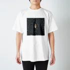 タンパクしつの路上の顔 Regular Fit T-Shirt