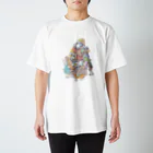 かわいみなショップの魔女の引っ越し Regular Fit T-Shirt