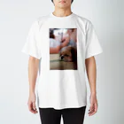 su-papaのふて寝犬 Regular Fit T-Shirt