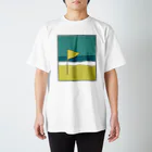 老人本舗のBeachFlag frame Regular Fit T-Shirt