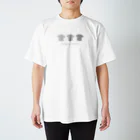 Tシャツ柄のTシャツ屋さんのTシャツ柄のTシャツ【線なし】【グレーのグラデーション】【イラスト3つ】【Tsyatu-Tshirt】 Regular Fit T-Shirt