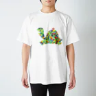 いろとりどりのひみつきちのりんごを運ぶ亀 Regular Fit T-Shirt